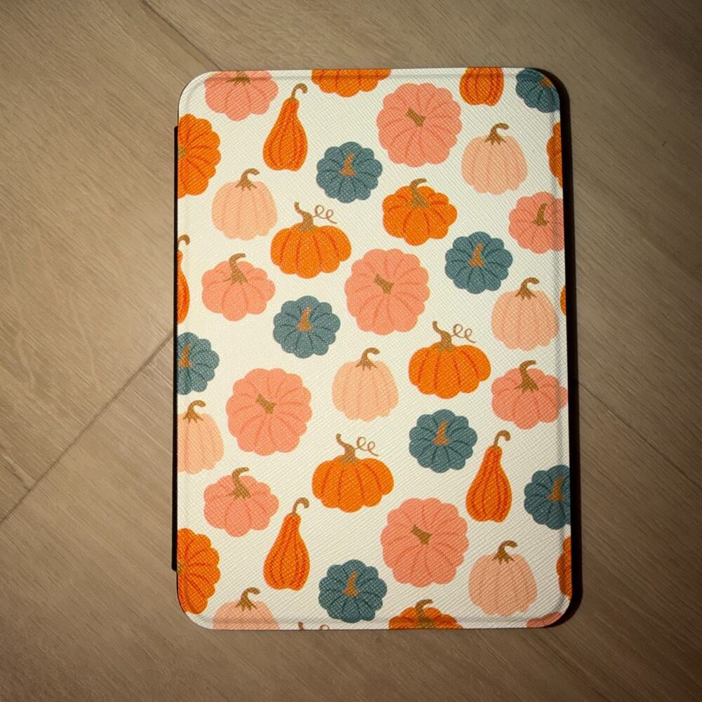 Casely Pumpkin Fall Folio Case for Amazon Kindle 11th Gen 2022/2024 6" New